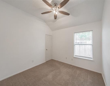 4728 Grant Park Avenue - Photo Thumbnail 24