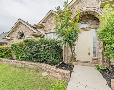 4728 Grant Park Avenue - Photo Thumbnail 1