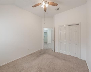 4728 Grant Park Avenue - Photo Thumbnail 20