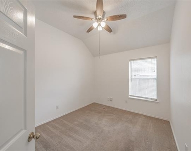 4728 Grant Park Avenue - Photo Thumbnail 19