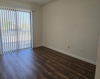 16510 E Palisades Boulevard - Photo Thumbnail 15