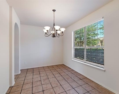 1636 Quail Grove Drive - Photo Thumbnail 4