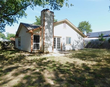 404 Pace Drive - Photo Thumbnail 24