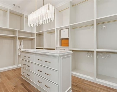 9143 Bluff Hollow Court - Photo Thumbnail 21