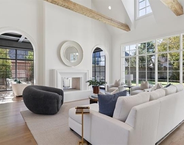 9143 Bluff Hollow Court - Photo Thumbnail 2
