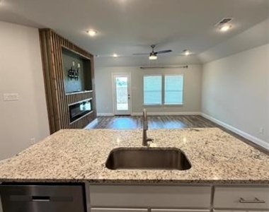 252 Fire Rock Drive - Photo Thumbnail 21