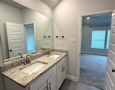 252 Fire Rock Drive - Photo Thumbnail 30