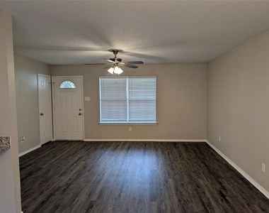 118 Westridge Drive - Photo Thumbnail 3