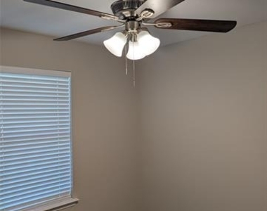 118 Westridge Drive - Photo Thumbnail 18