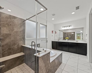 10736 Smoky Oak Trail - Photo Thumbnail 15