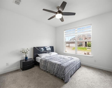 10736 Smoky Oak Trail - Photo Thumbnail 18