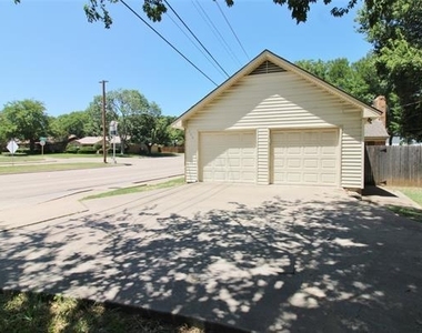900 Valley Ridge Drive - Photo Thumbnail 20