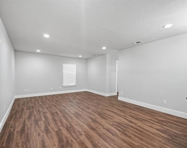 9011 Angora Street - Photo Thumbnail 8