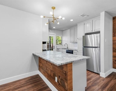 9011 Angora Street - Photo Thumbnail 11