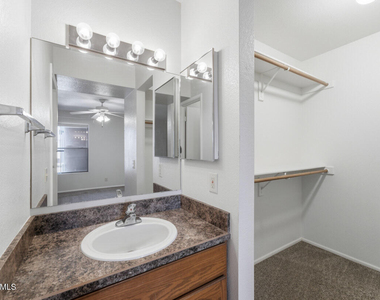 16657 E Gunsight Drive - Photo Thumbnail 20