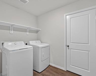 1128 Northfield Drive - Photo Thumbnail 20