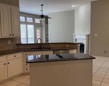 4645 Wales Drive - Photo Thumbnail 4