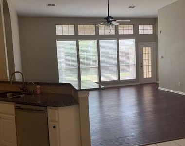 4645 Wales Drive - Photo Thumbnail 6