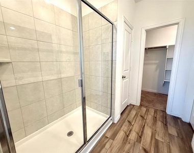 8000 Blue Heron Lane - Photo Thumbnail 16