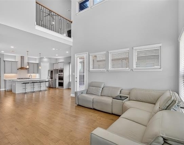 12820 Cooper River Trail - Photo Thumbnail 8
