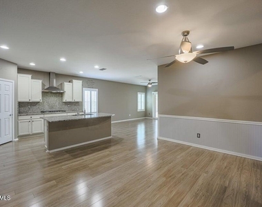 17576 W Bajada Road - Photo Thumbnail 21