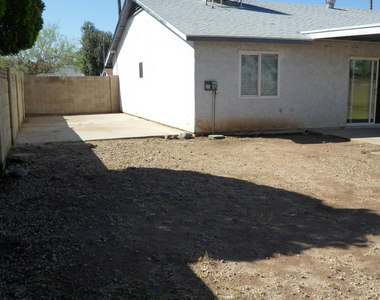 2146 W Utopia Road - Photo Thumbnail 12