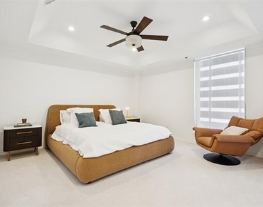 5909 Luther Lane - Photo Thumbnail 5