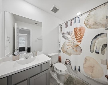 2384 Neff Lane - Photo Thumbnail 10