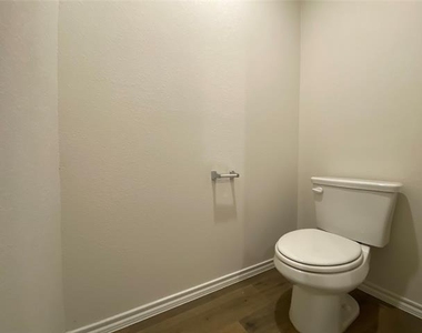159 Mapleoak Drive - Photo Thumbnail 39