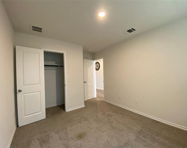 159 Mapleoak Drive - Photo Thumbnail 26