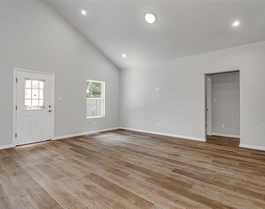 2511 Birdell Court - Photo Thumbnail 9