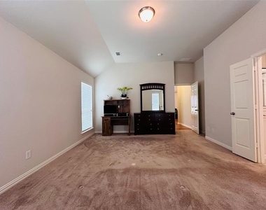 3516 Rim Fire Drive - Photo Thumbnail 15