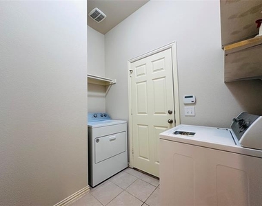 3516 Rim Fire Drive - Photo Thumbnail 16