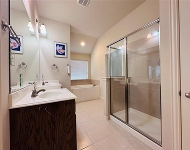 3516 Rim Fire Drive - Photo Thumbnail 20