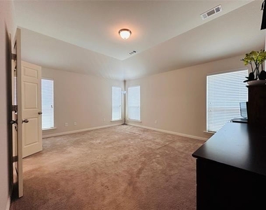 3516 Rim Fire Drive - Photo Thumbnail 13