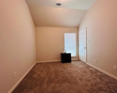 3516 Rim Fire Drive - Photo Thumbnail 25