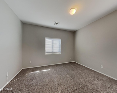 17734 W Langer Lane - Photo Thumbnail 9