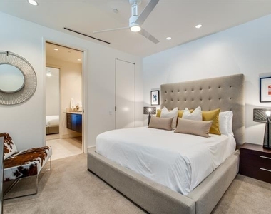2408 Victory Park Lane - Photo Thumbnail 17