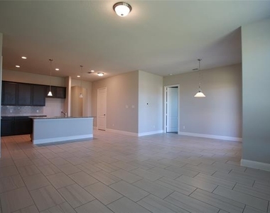 219 Lexington Avenue - Photo Thumbnail 10