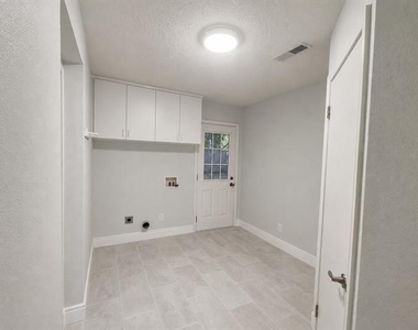 4601 Hazel Street - Photo Thumbnail 10