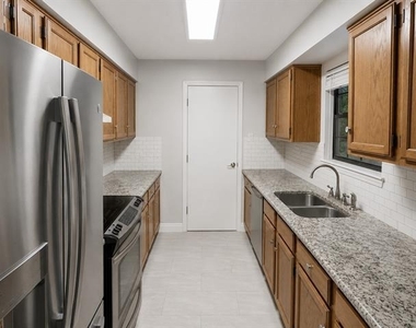 4601 Hazel Street - Photo Thumbnail 3