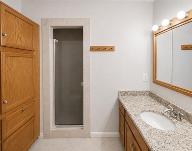 4601 Hazel Street - Photo Thumbnail 6