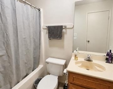 1110 S Rusk Street - Photo Thumbnail 5