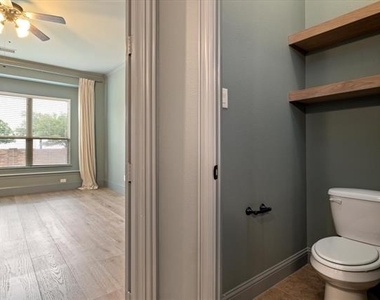 1040 Edgefield Lane - Photo Thumbnail 17