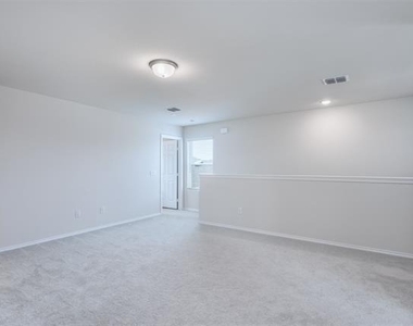 859 Table Rock Street - Photo Thumbnail 13
