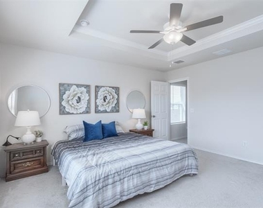 859 Table Rock Street - Photo Thumbnail 16