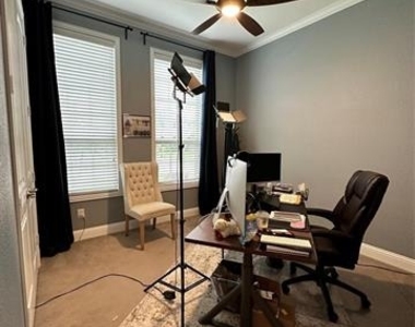 1609 Meadow Trail - Photo Thumbnail 9