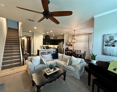 1609 Meadow Trail - Photo Thumbnail 3