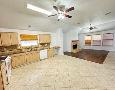 5424 Caribou Ridge Drive - Photo Thumbnail 9