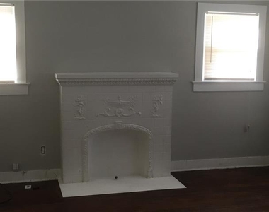 442 W Suffolk Avenue - Photo Thumbnail 1